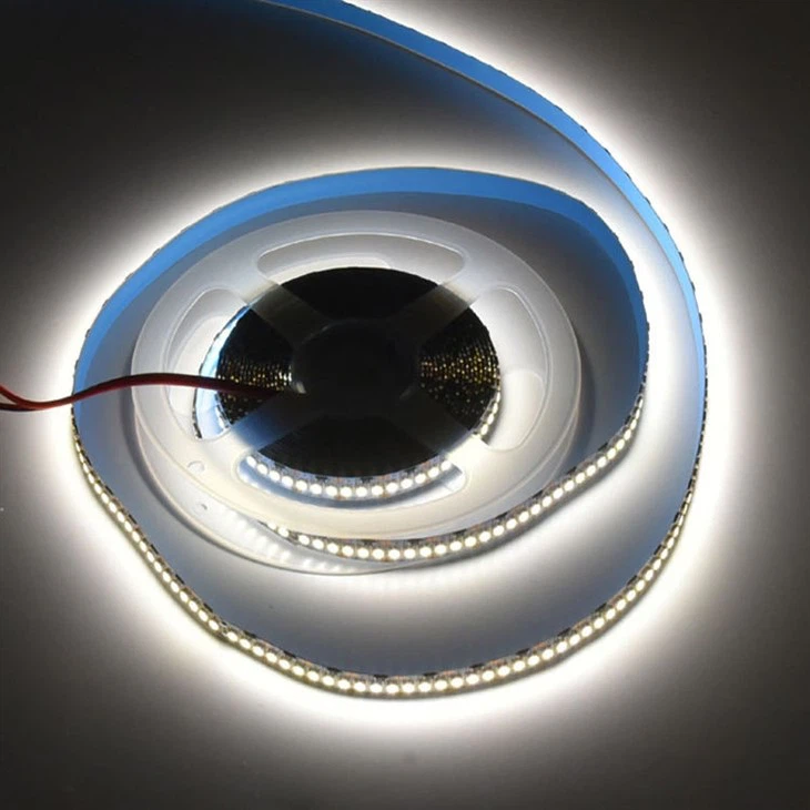 רצועת Rgb עם שלט