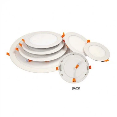 תאורה שקועה לתקרת הקתדרלה