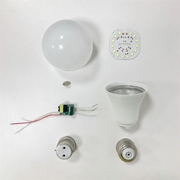 E27 Aluminum Raw Material LED Bulb Light best