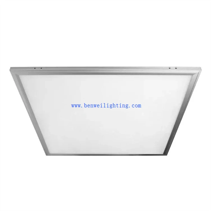 Low Ugr Square Ceiling Light (2)