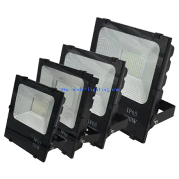 Rotating Bracket Floodlight (3)