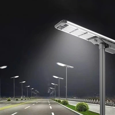 תאורת רחוב סולרית LED 3300K Ip66
